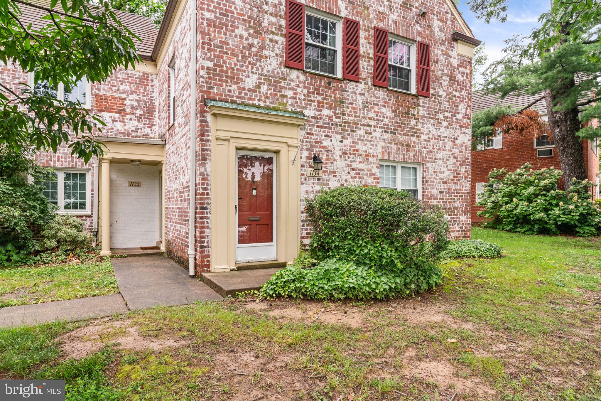 PARKFAIRFAX - Residential Lease