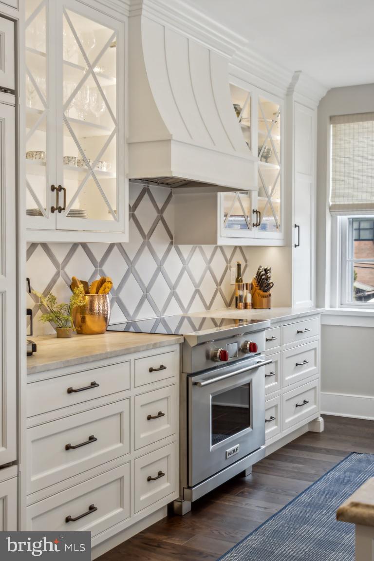 HISTORIC DISTRICT - Residential