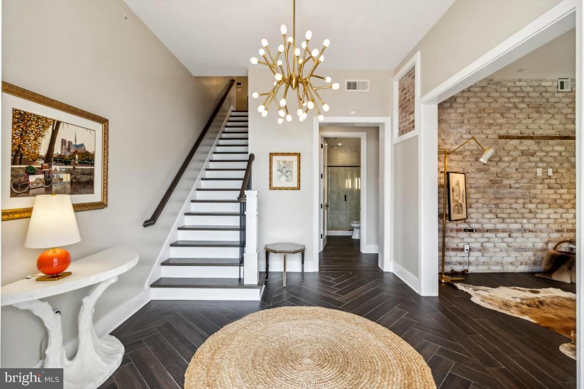 HISTORIC DISTRICT - Residential