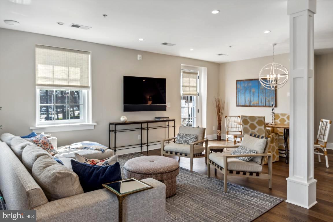 HISTORIC DISTRICT - Residential