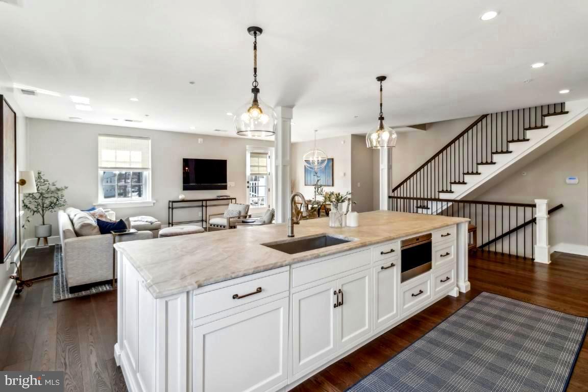 HISTORIC DISTRICT - Residential