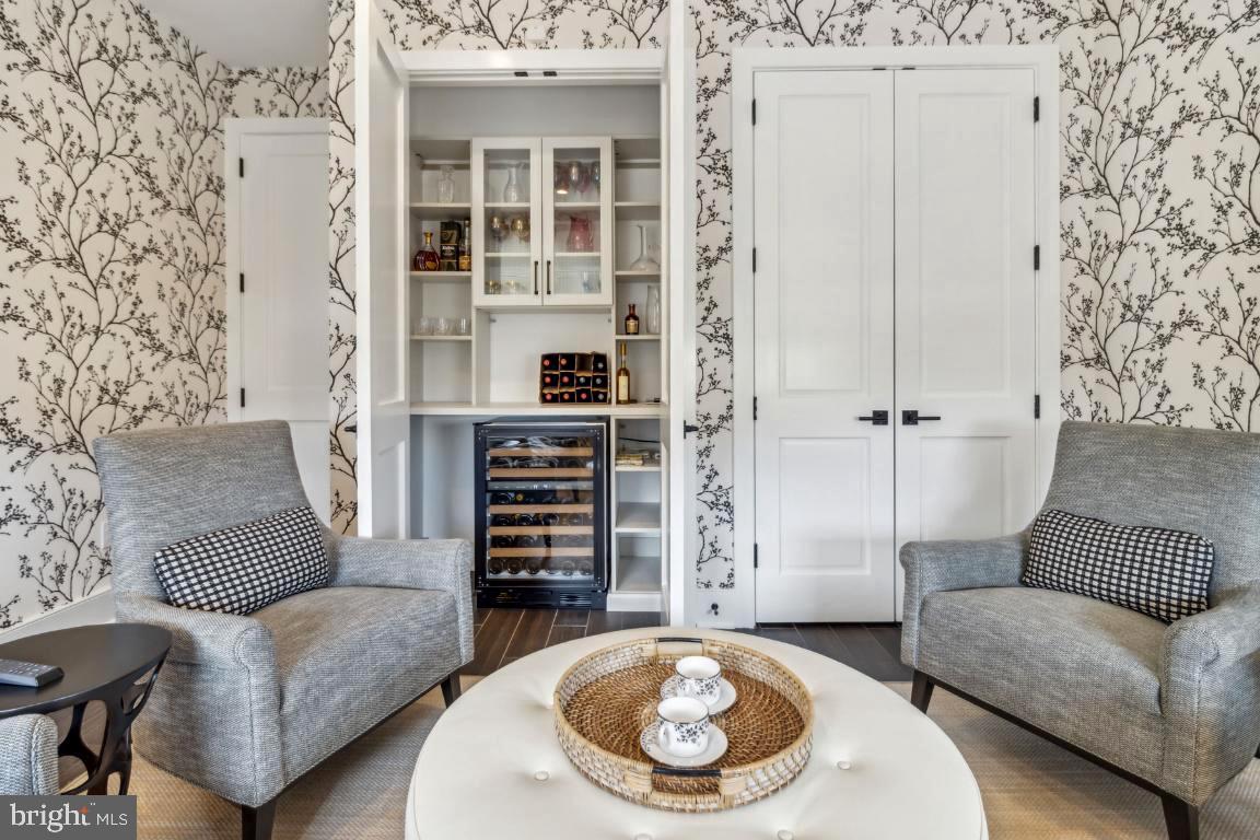 HISTORIC DISTRICT - Residential