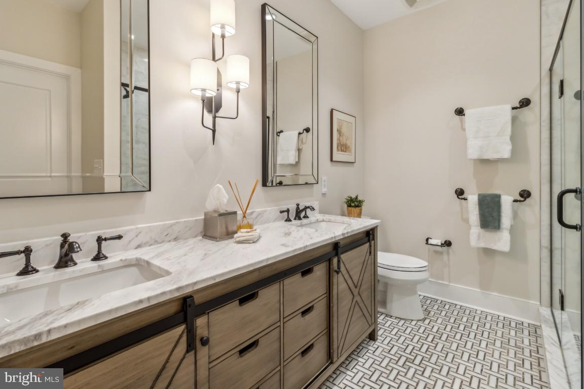 HISTORIC DISTRICT - Residential