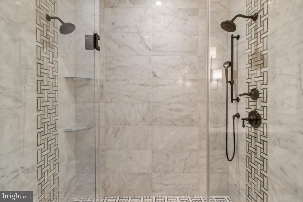 HISTORIC DISTRICT - Residential