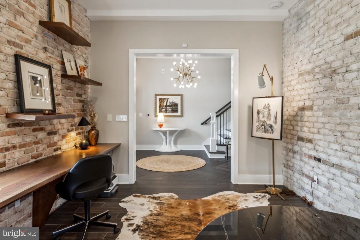 HISTORIC DISTRICT - Residential