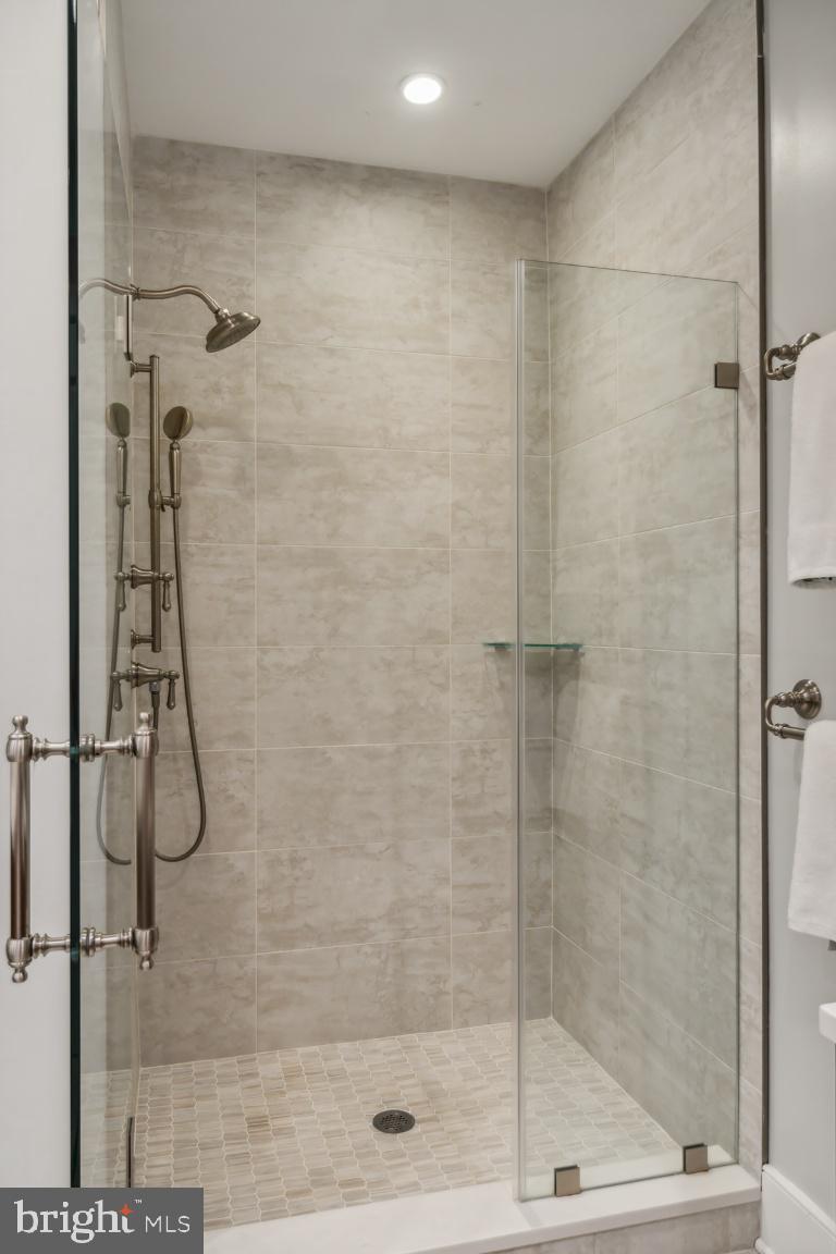 HISTORIC DISTRICT - Residential