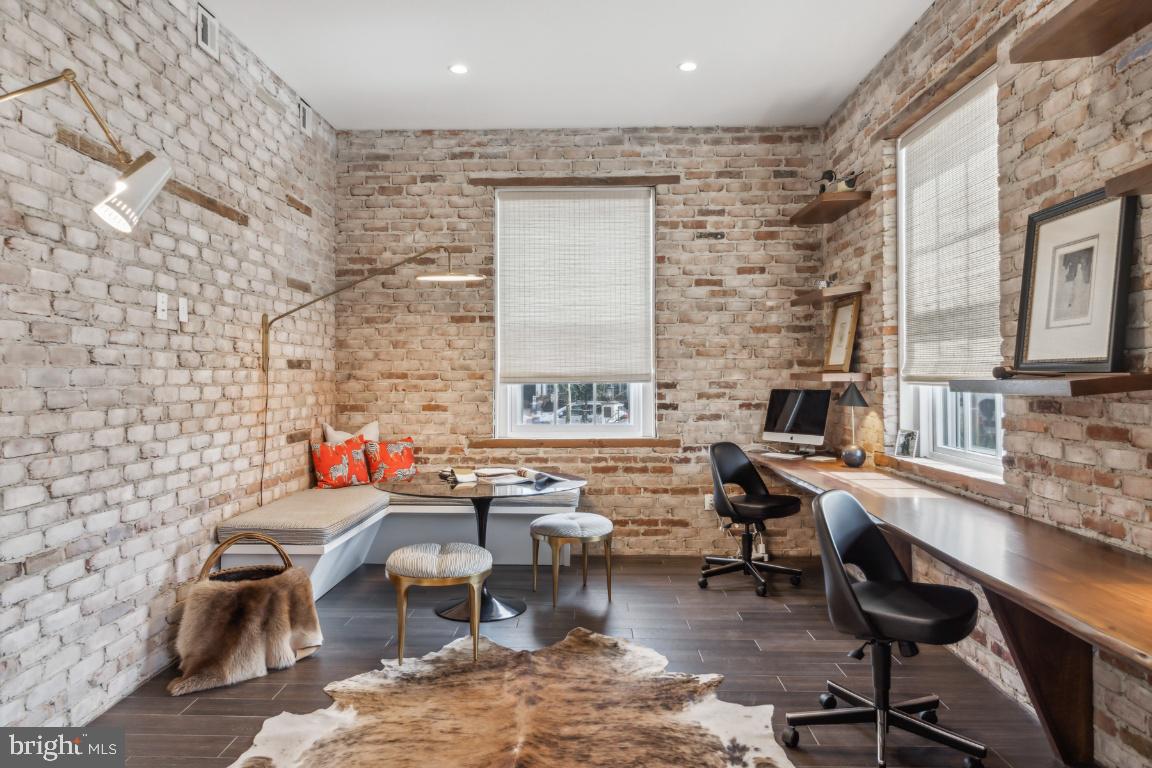 HISTORIC DISTRICT - Residential