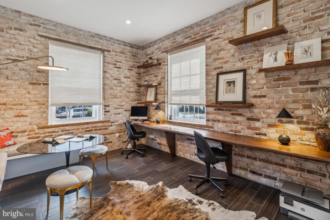 HISTORIC DISTRICT - Residential