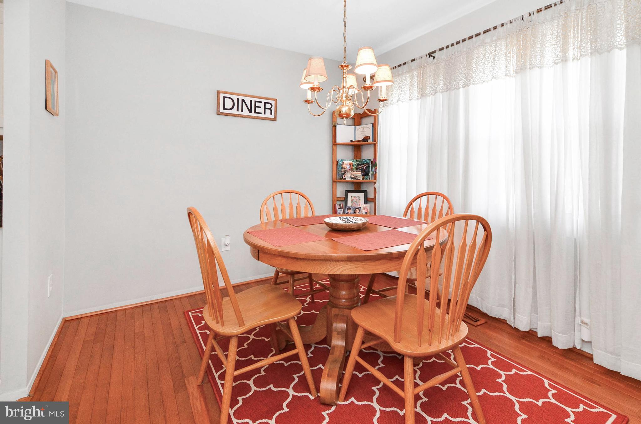 CROFTON MEADOWS - Residential