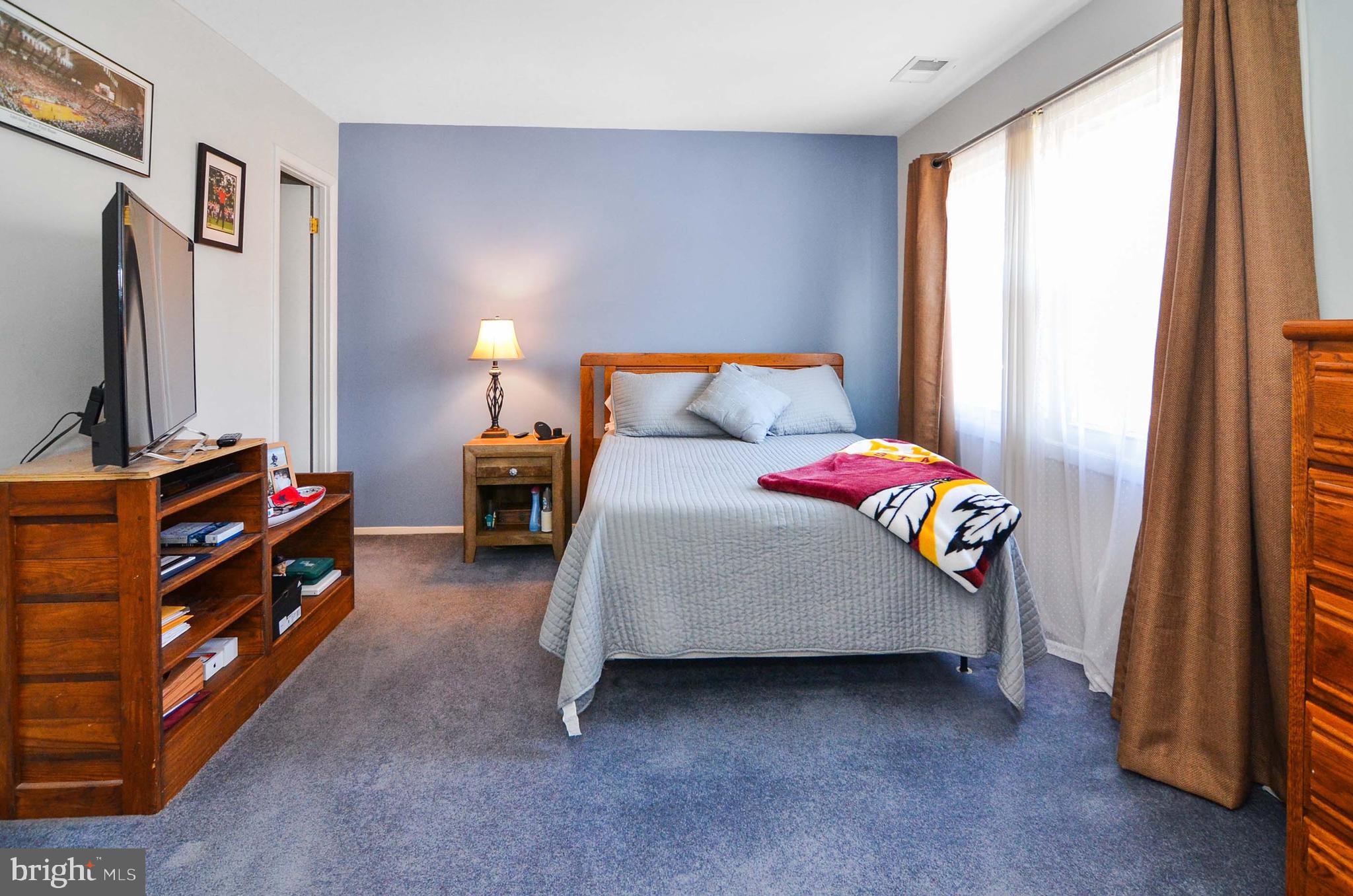 CROFTON MEADOWS - Residential