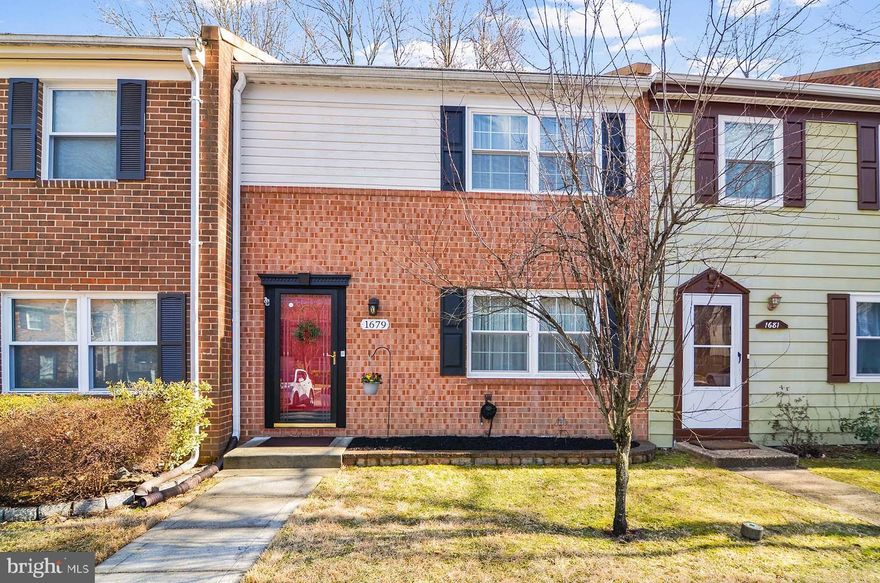 Location, location, location!  Don’t miss this meticulously maintained townhome in Crofton Meadows! 3 BR, 2.5 baths, beautiful hardwood floors, new granite, updated appliances,, and much more. All windows, HVAC, and roof less than 10 years old. Leaf guard gutter system, fenced in backyard with shed and an unfinished basement for tons of storage. 
Conveniently located near tons of shopping, restaurants, entertainment, parks, etc and an easy commute to DC, Baltimore, Annapolis and Ft. Meade. Seller has taken exceptional care of this home. Don’t wait on this one!