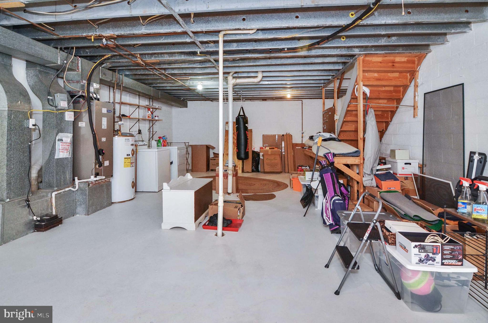 CROFTON MEADOWS - Residential