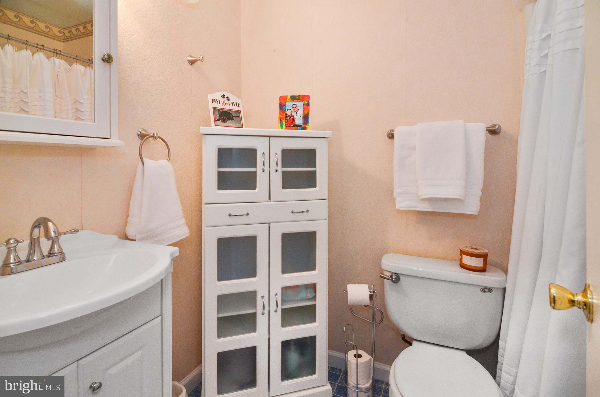 CROFTON MEADOWS - Residential