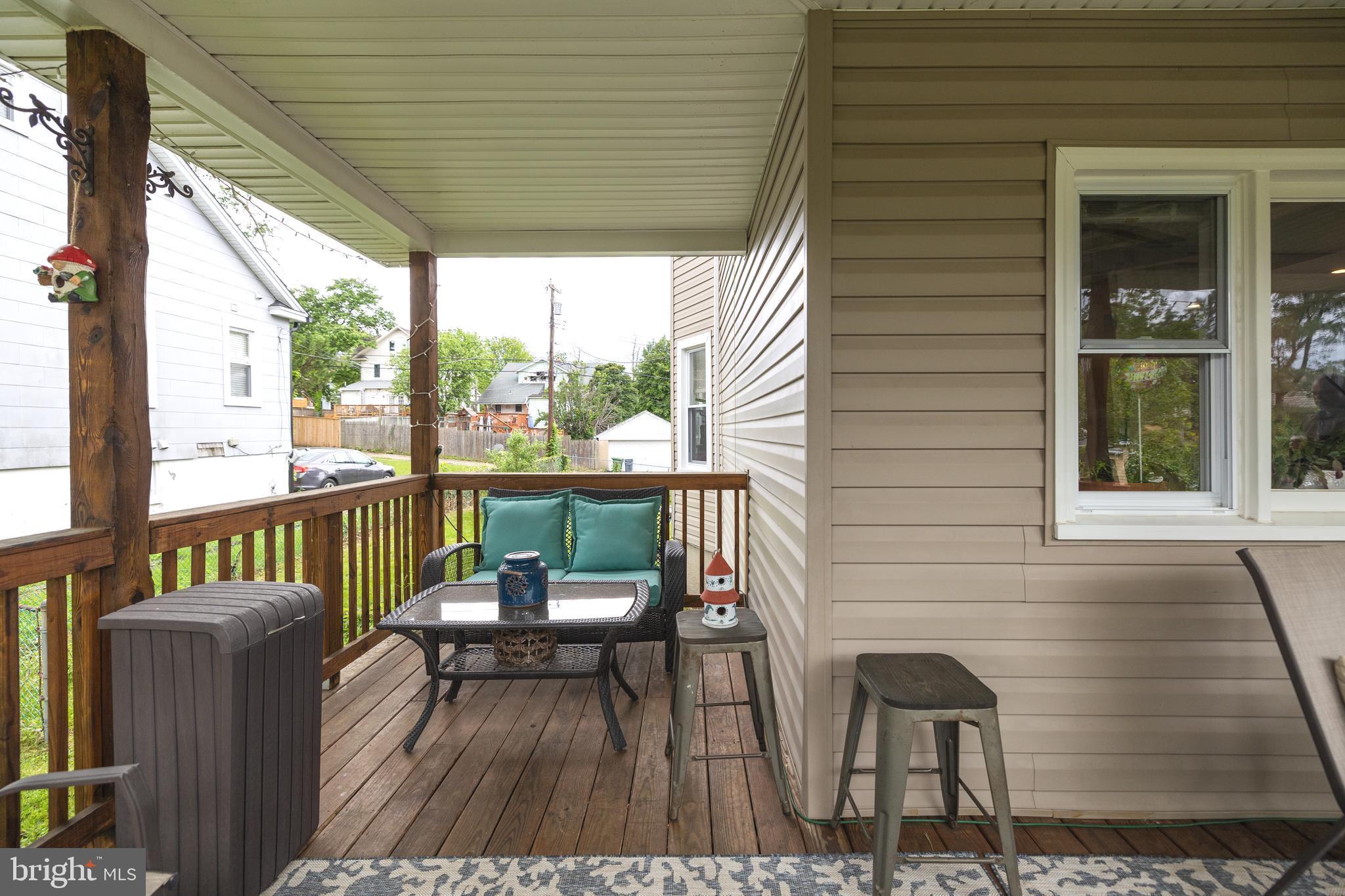 LAURAVILLE HISTORIC DISTRICT - Residential