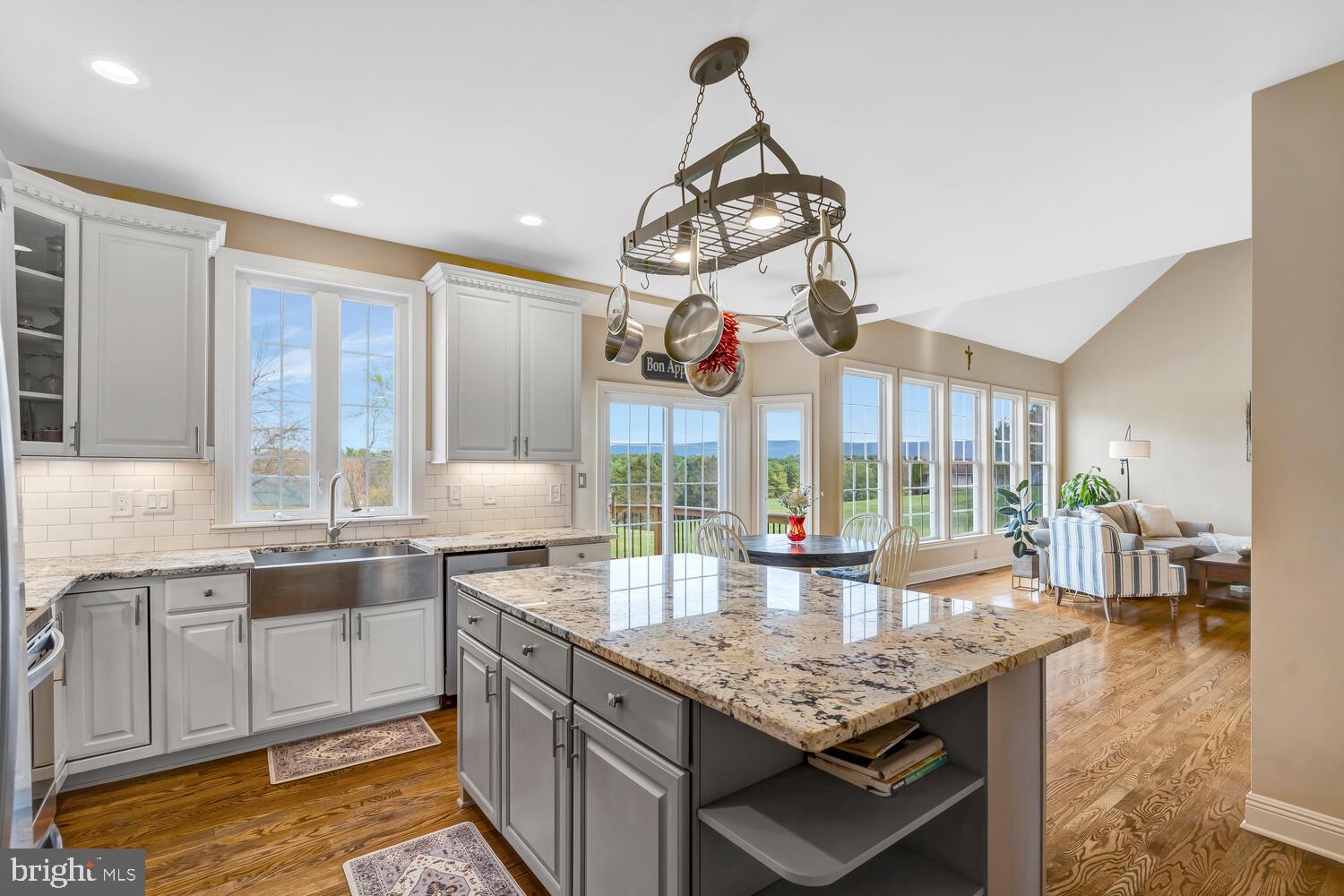 SHEN VALLEY GOLF - Residential