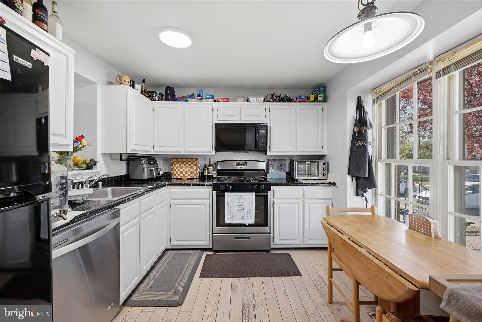 14434 SALISBURY PLAIN COURT