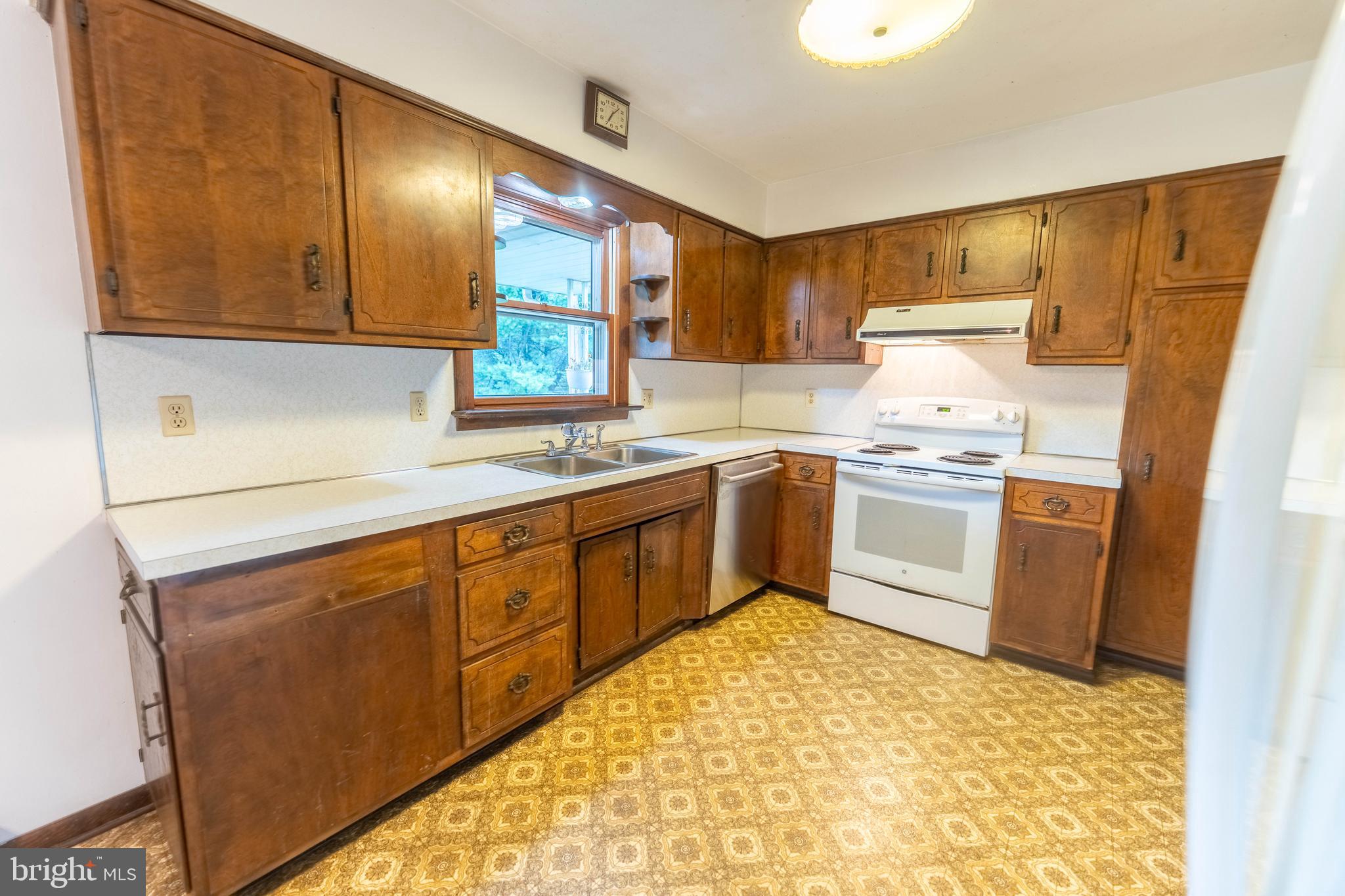 NEWPORT - Residential