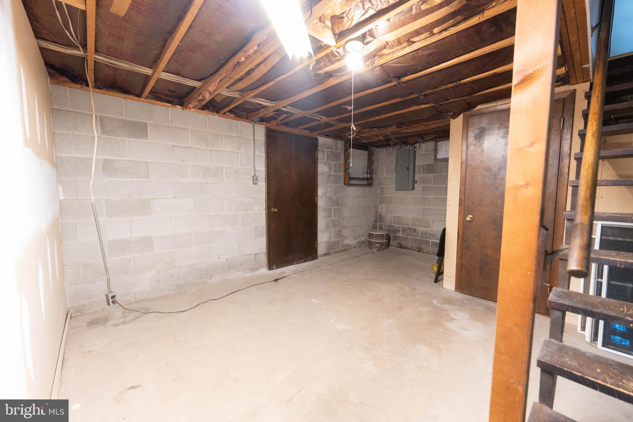 NEWPORT - Residential