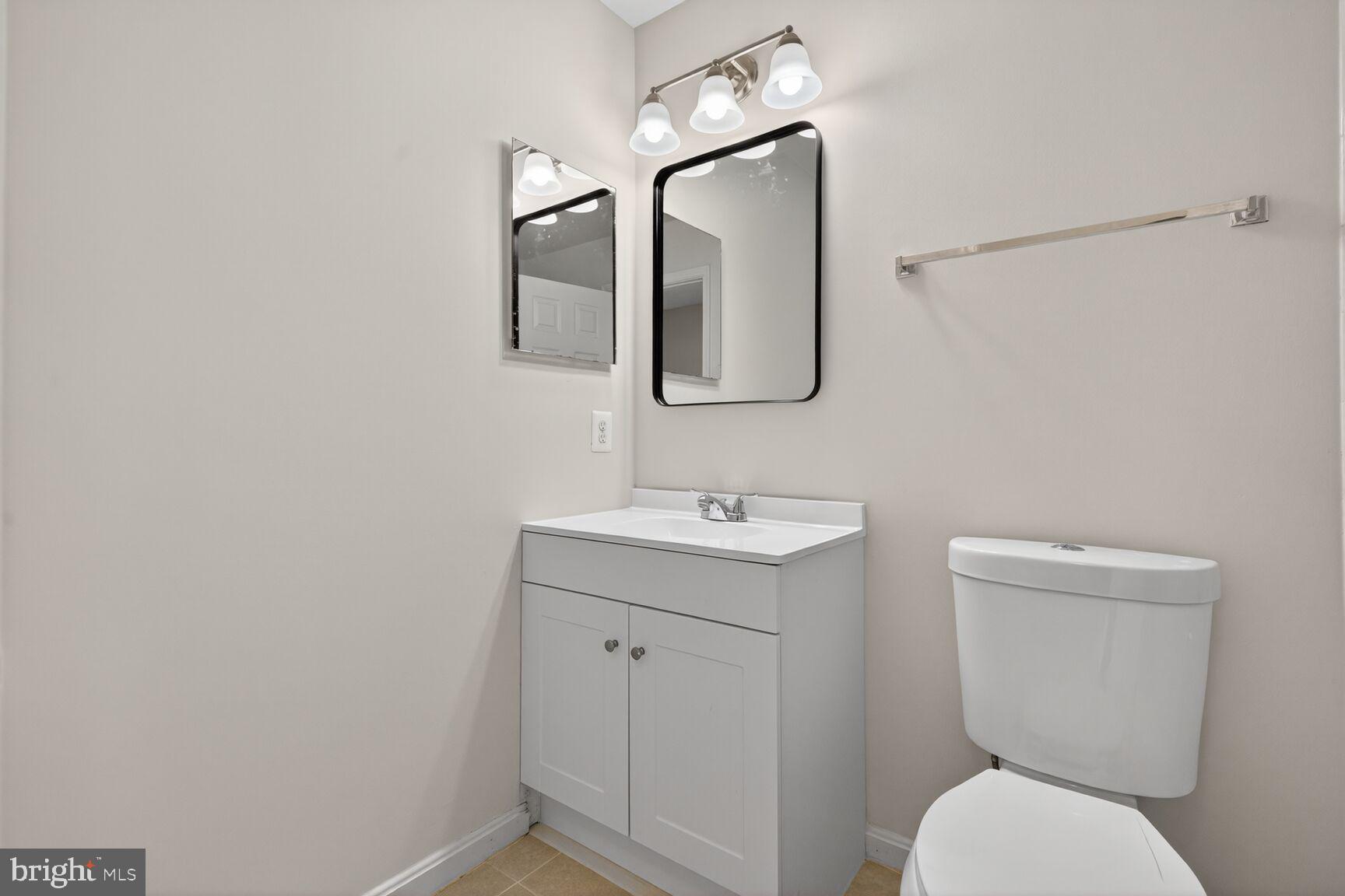 PARKSIDE AT DULLES - Residential