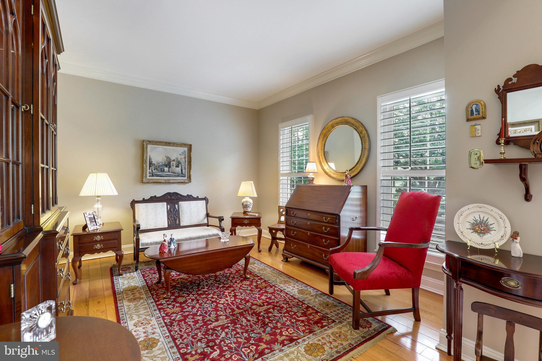 EDGEWOOD - Residential