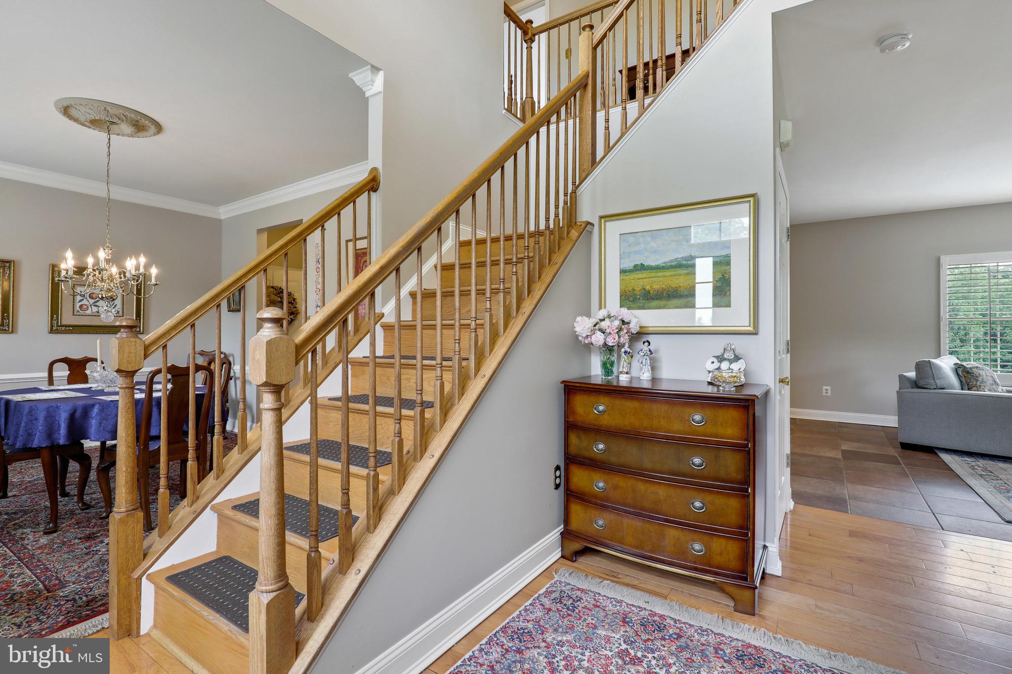 EDGEWOOD - Residential