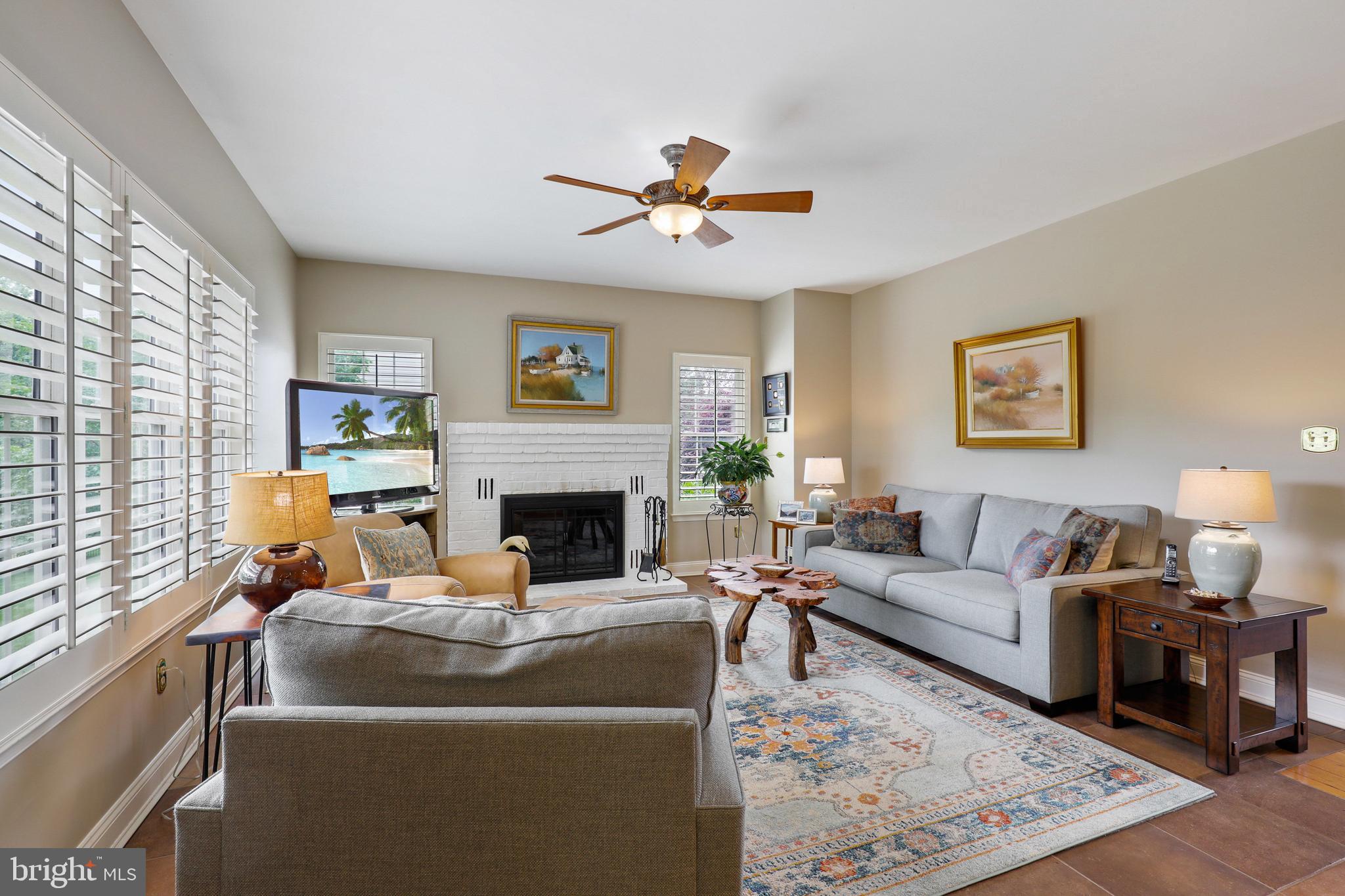 EDGEWOOD - Residential