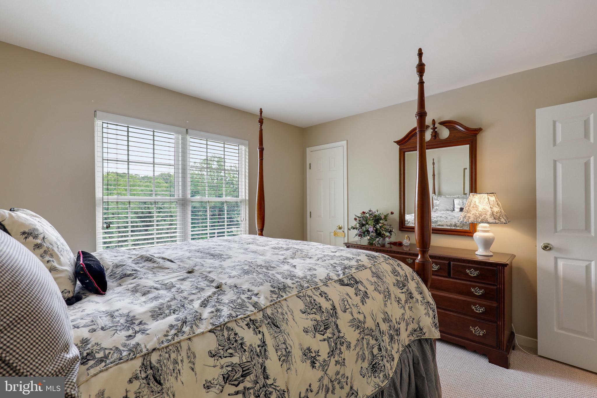 EDGEWOOD - Residential