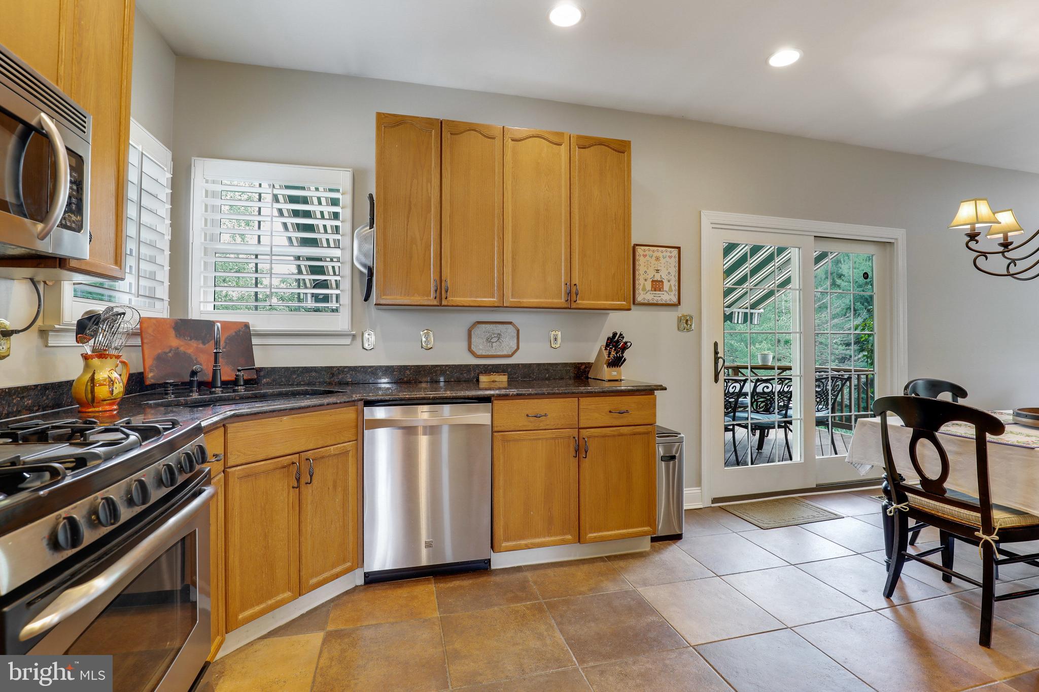 EDGEWOOD - Residential