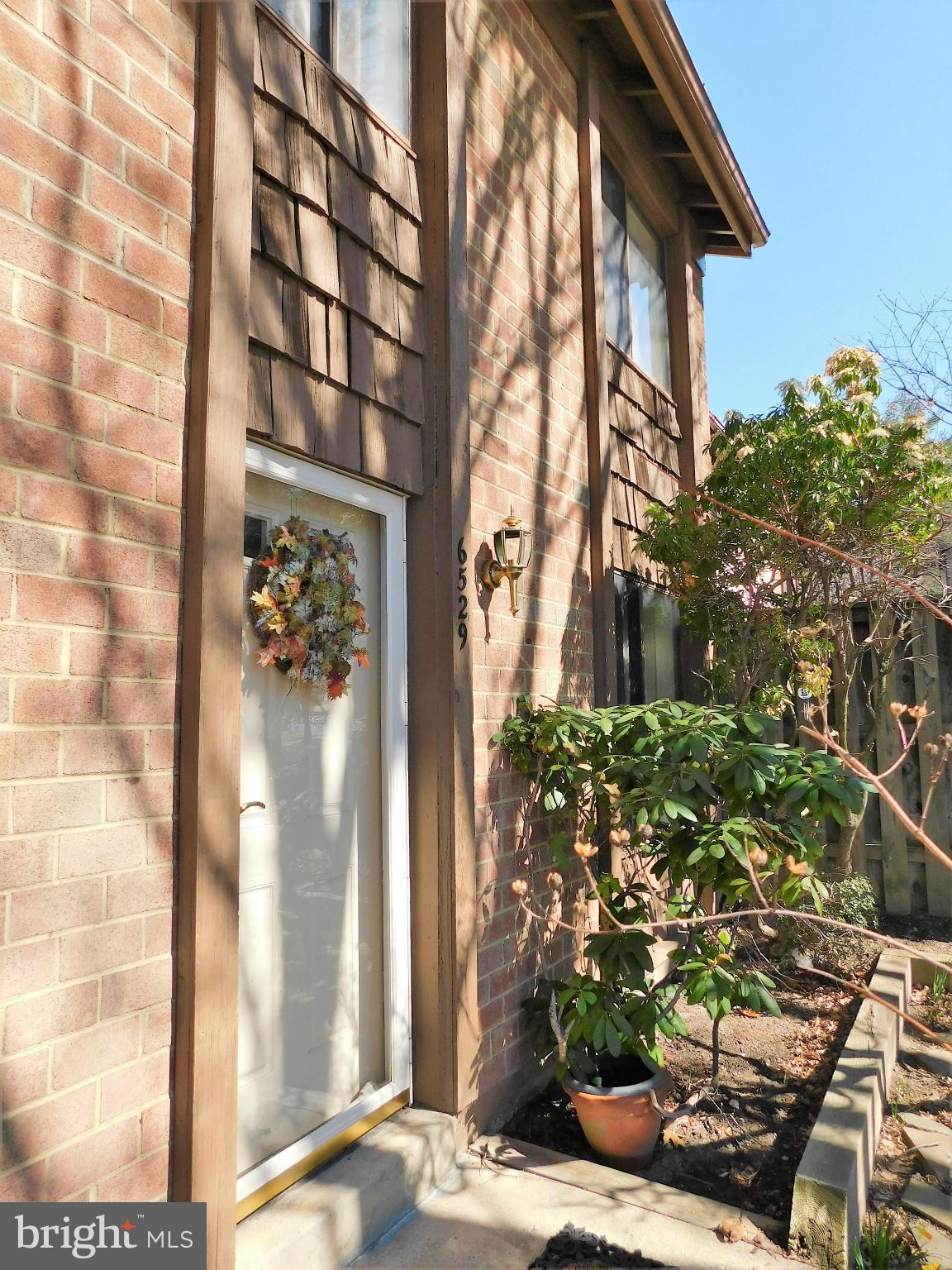 VILLAGE OF OWEN BROWN - Residential