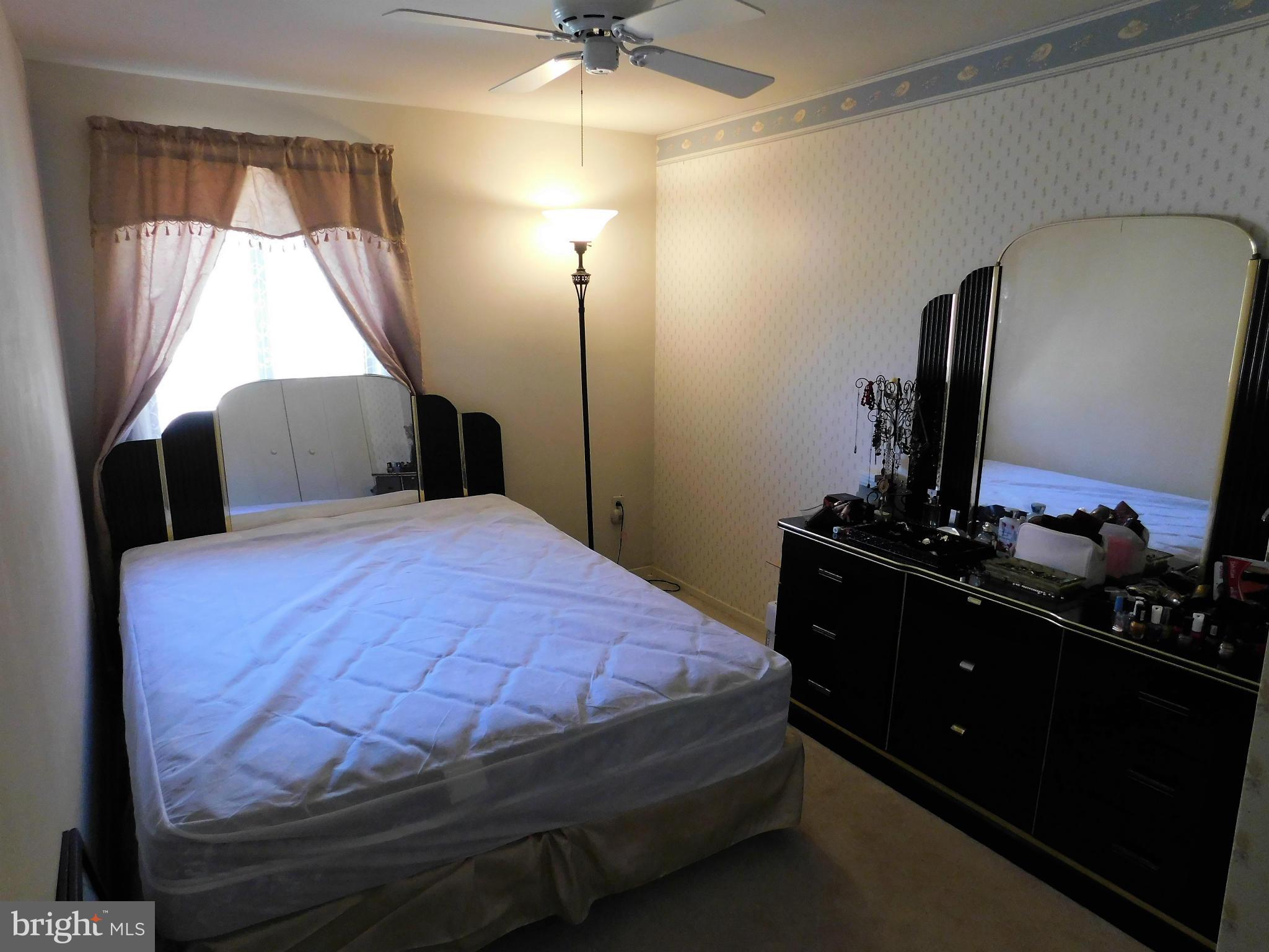 VILLAGE OF OWEN BROWN - Residential