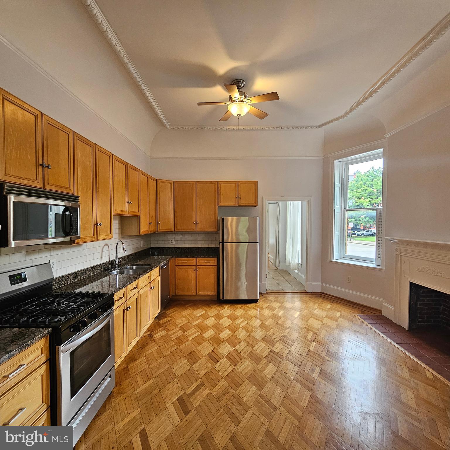 BOLTON HILL HISTORIC DISTRICT - Residential Lease