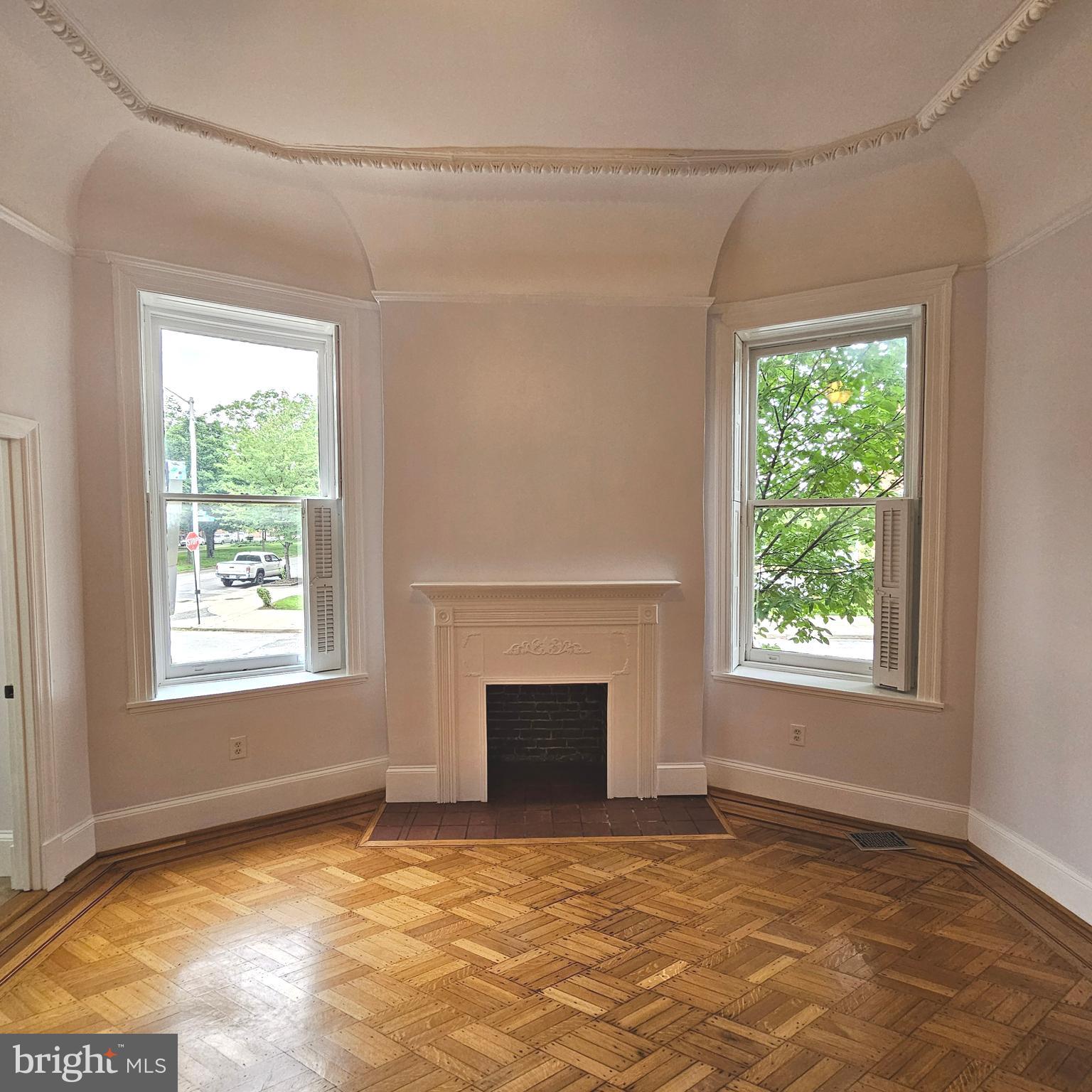 BOLTON HILL HISTORIC DISTRICT - Residential Lease