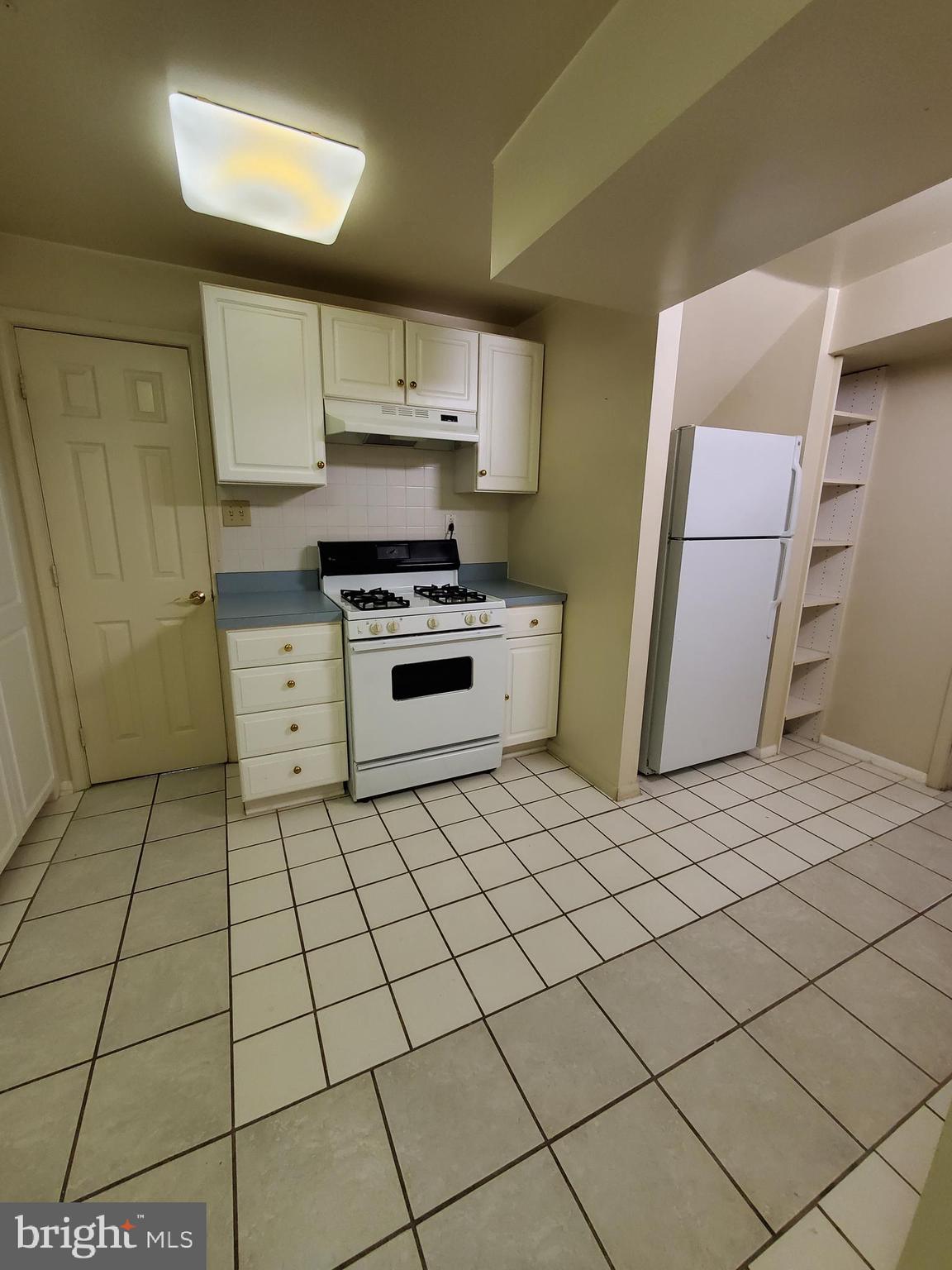 HIGH POINT HEIGHTS - Residential Lease