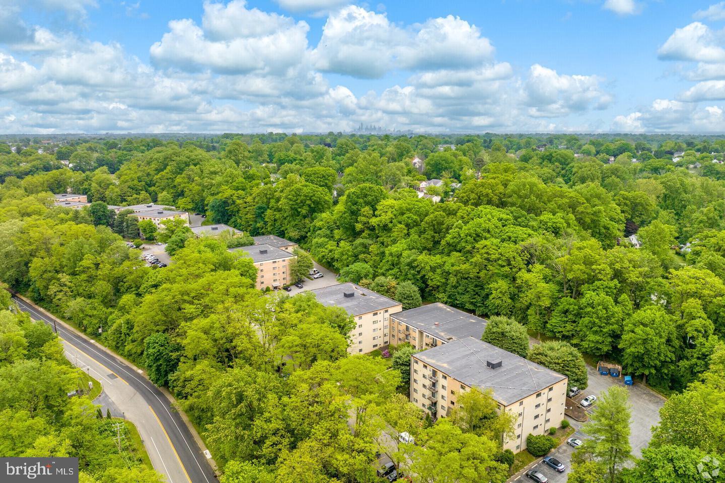 400 GLENDALE ROAD F13