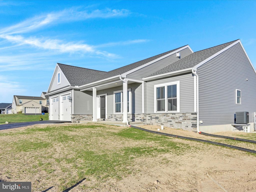 Photo of 116 Stoneybrook Lane, Elizabethtown, PA 17022 (MLS # PALA2038484)