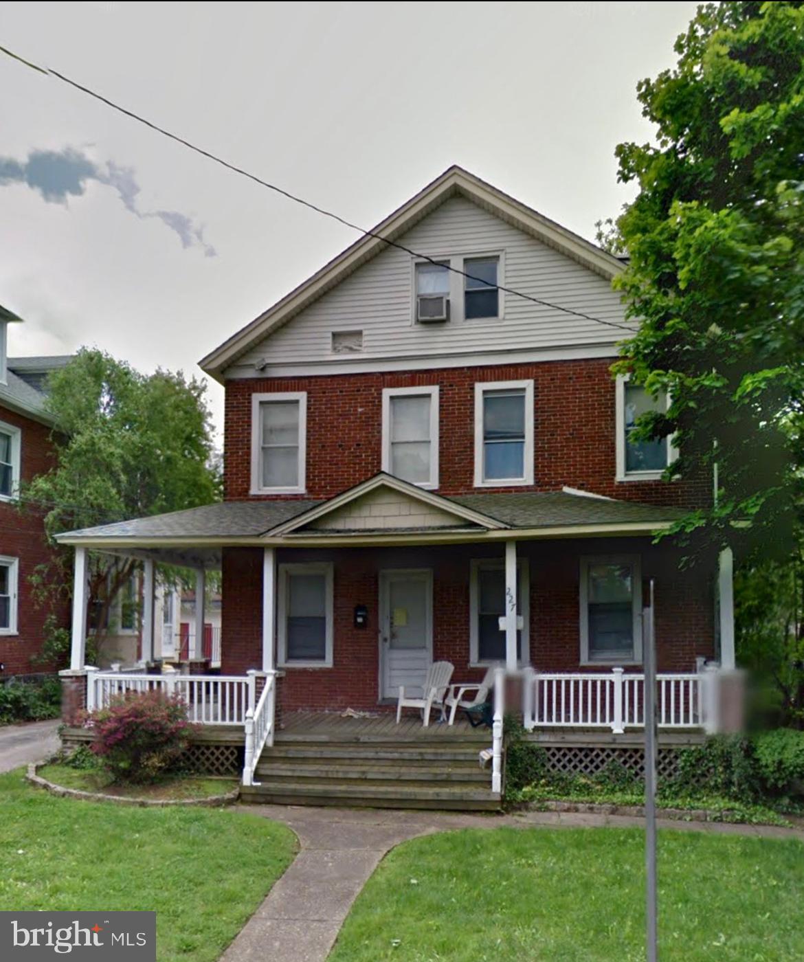 ARDMORE - Residential Lease