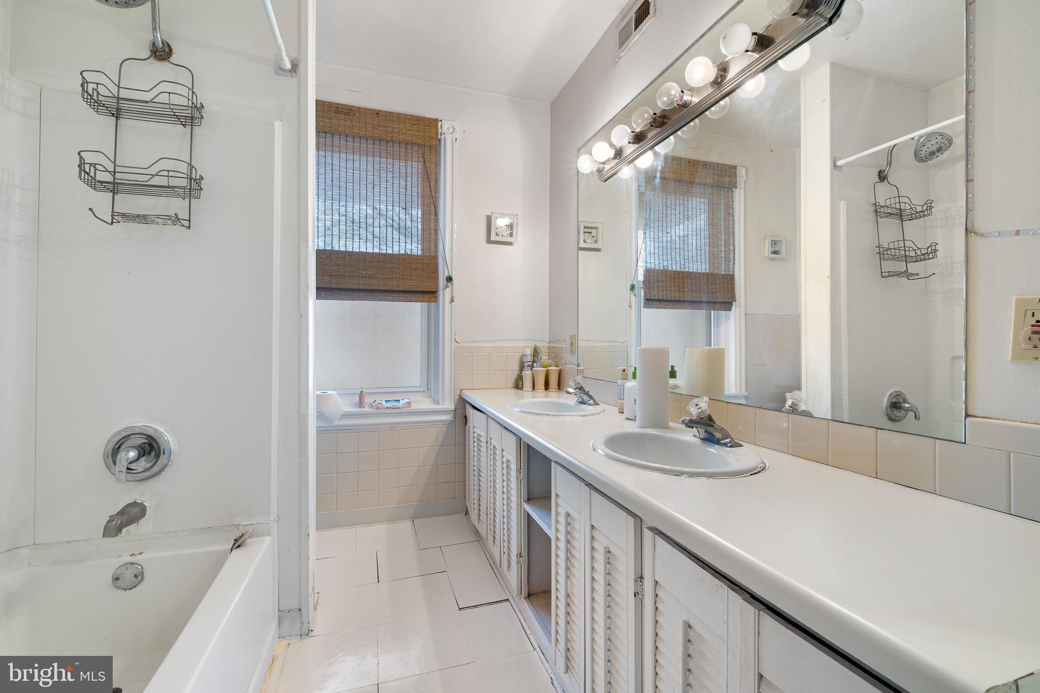 WILM #05 - Residential