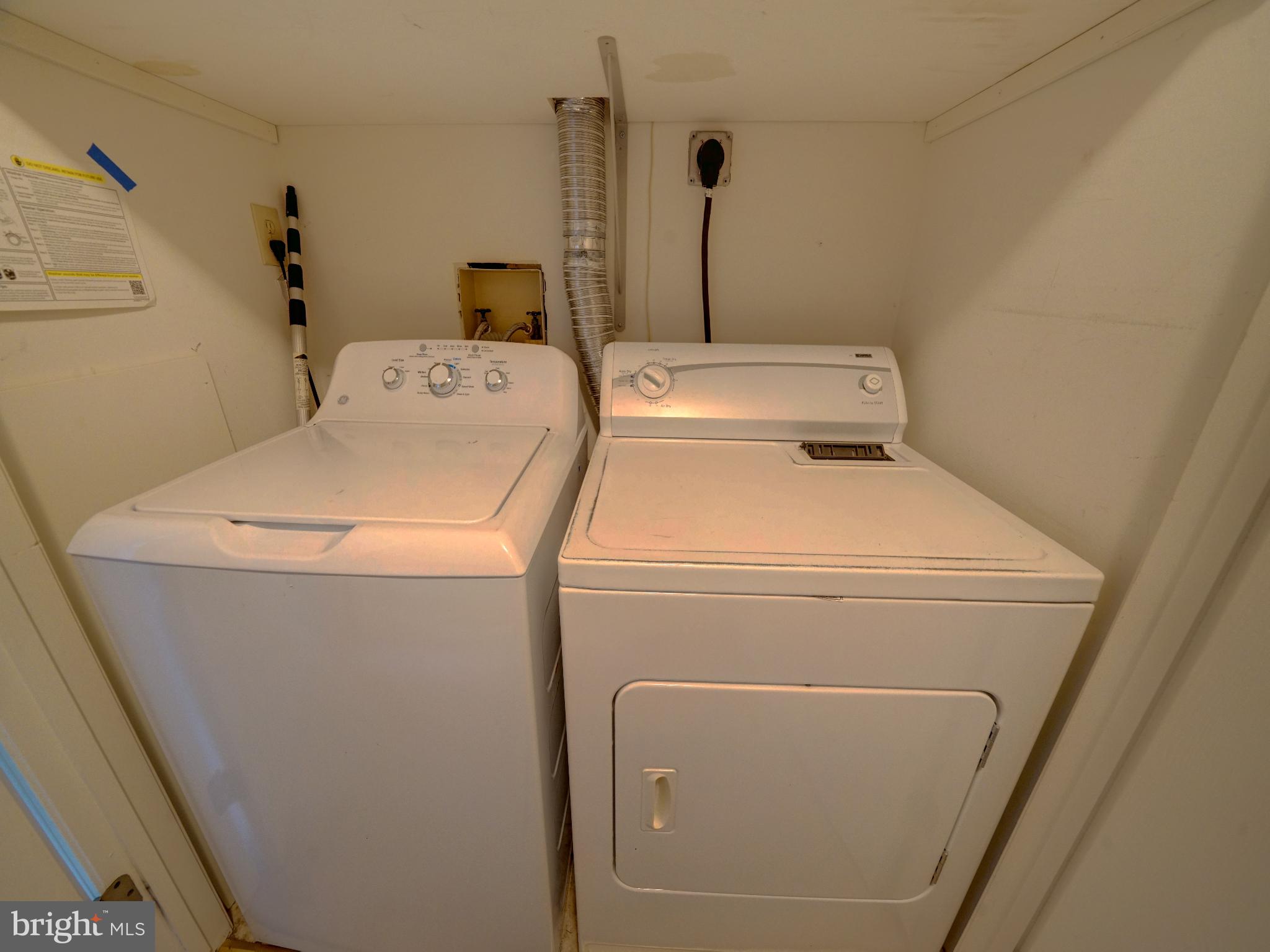 VILLAGE OF HICKORY RIDGE - Residential