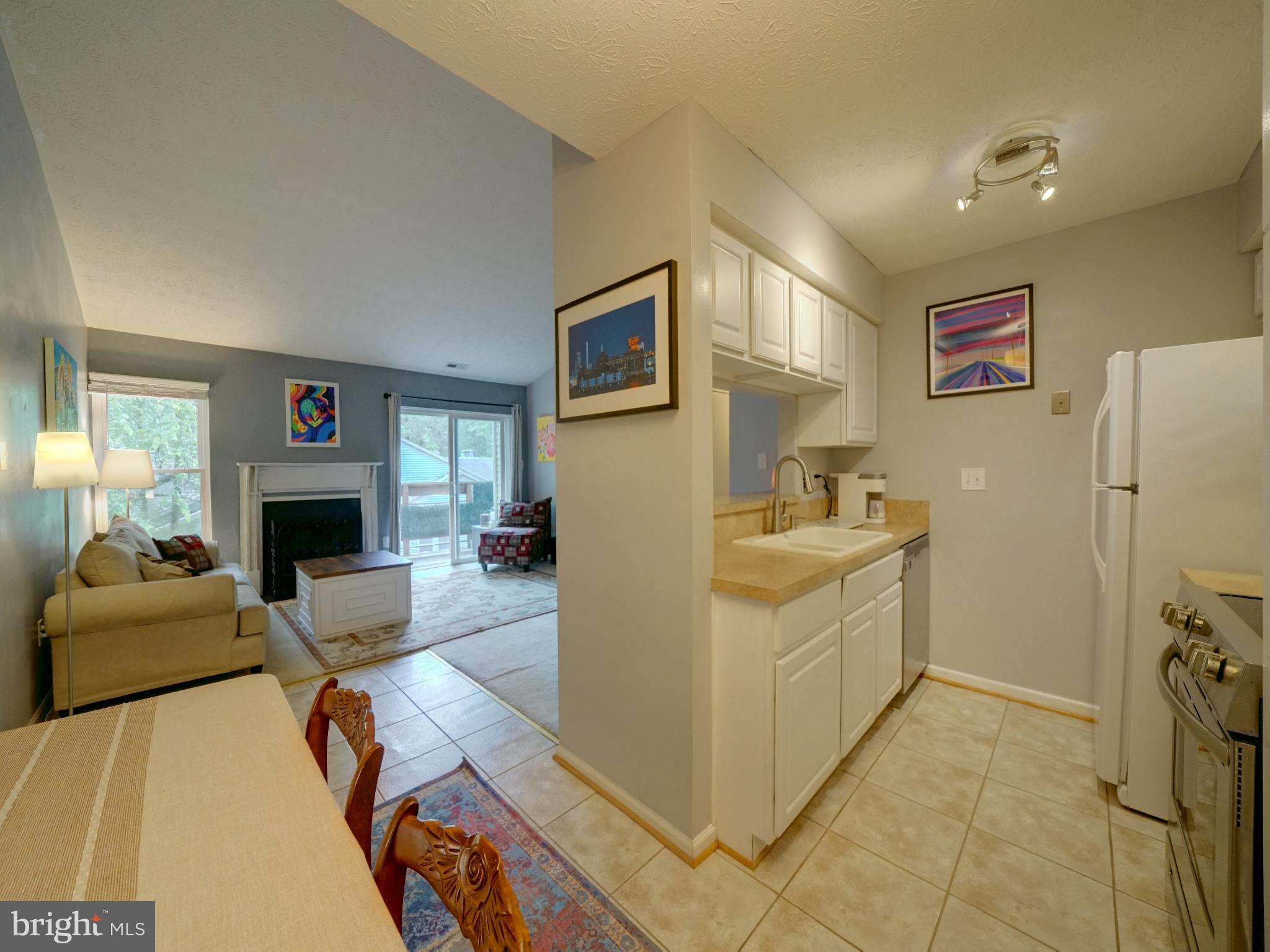 VILLAGE OF HICKORY RIDGE - Residential