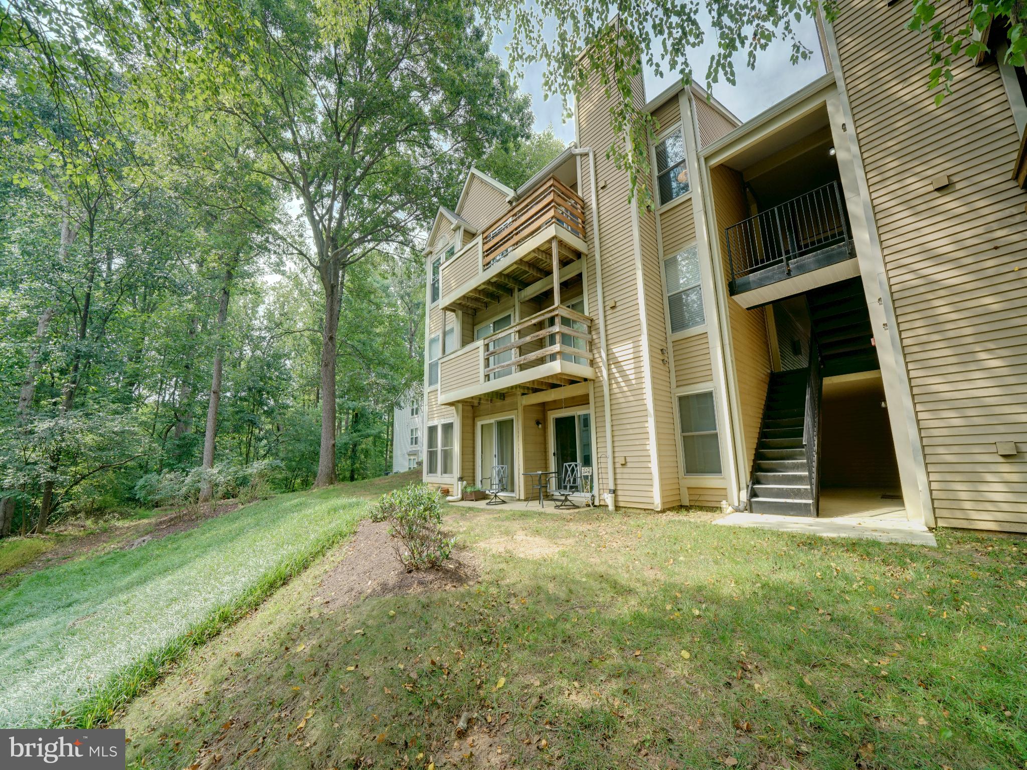 VILLAGE OF HICKORY RIDGE - Residential