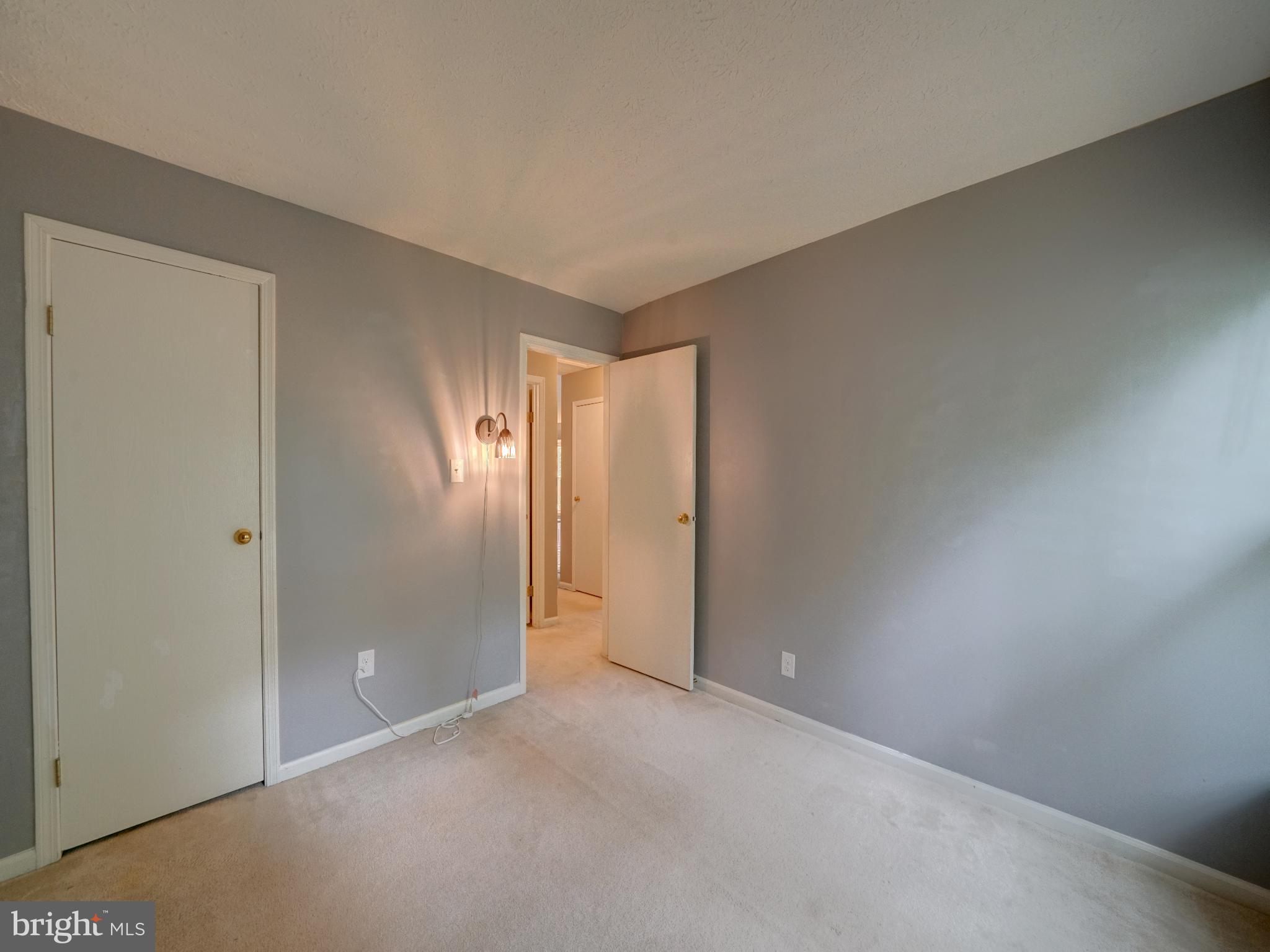 VILLAGE OF HICKORY RIDGE - Residential