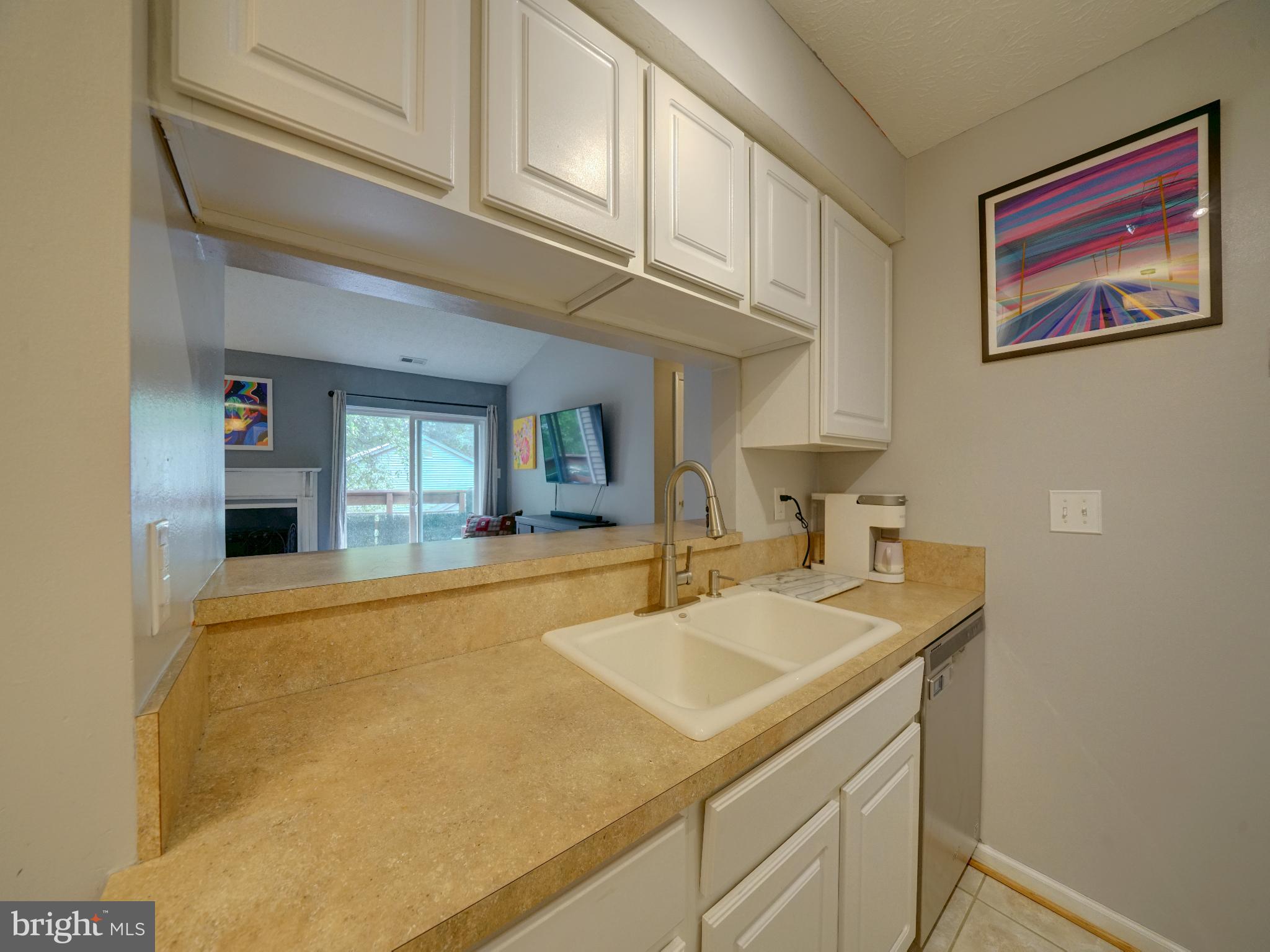 VILLAGE OF HICKORY RIDGE - Residential