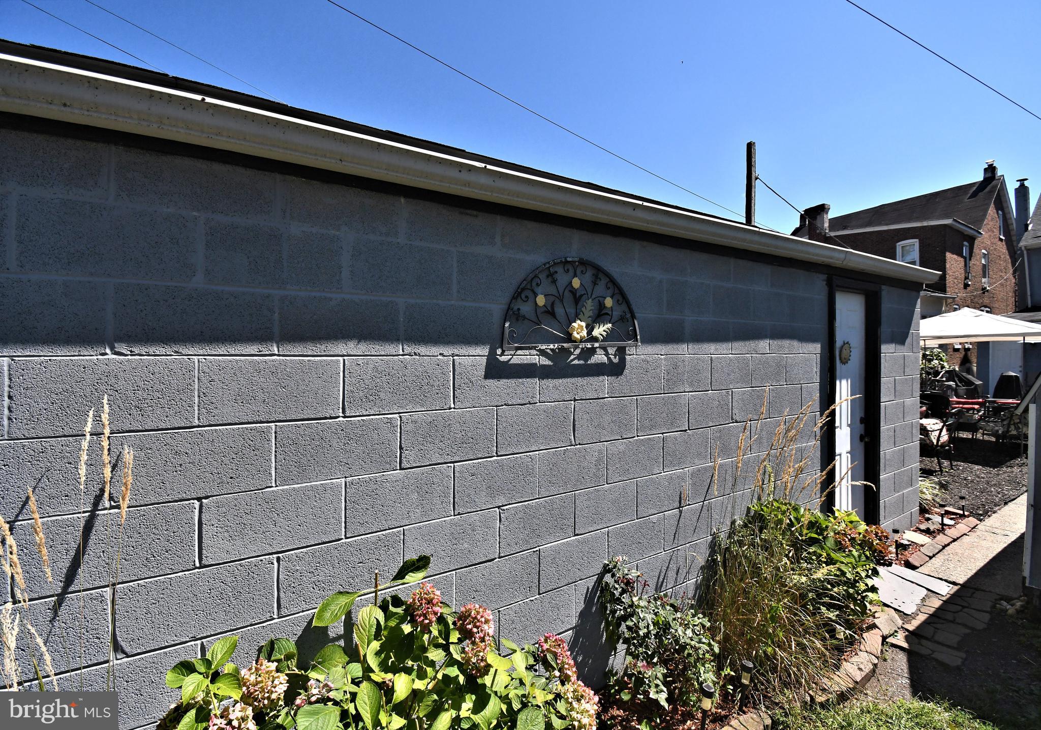 POTTSTOWN - Residential