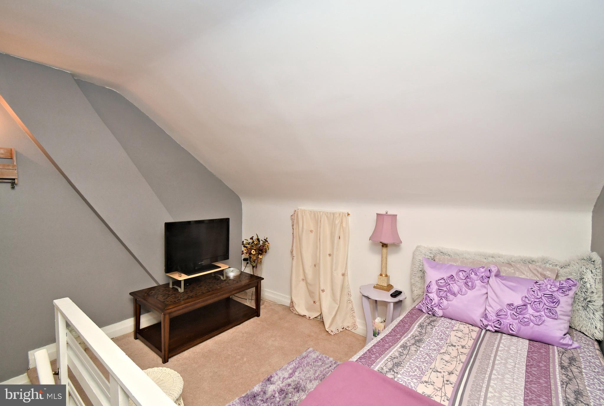 POTTSTOWN - Residential