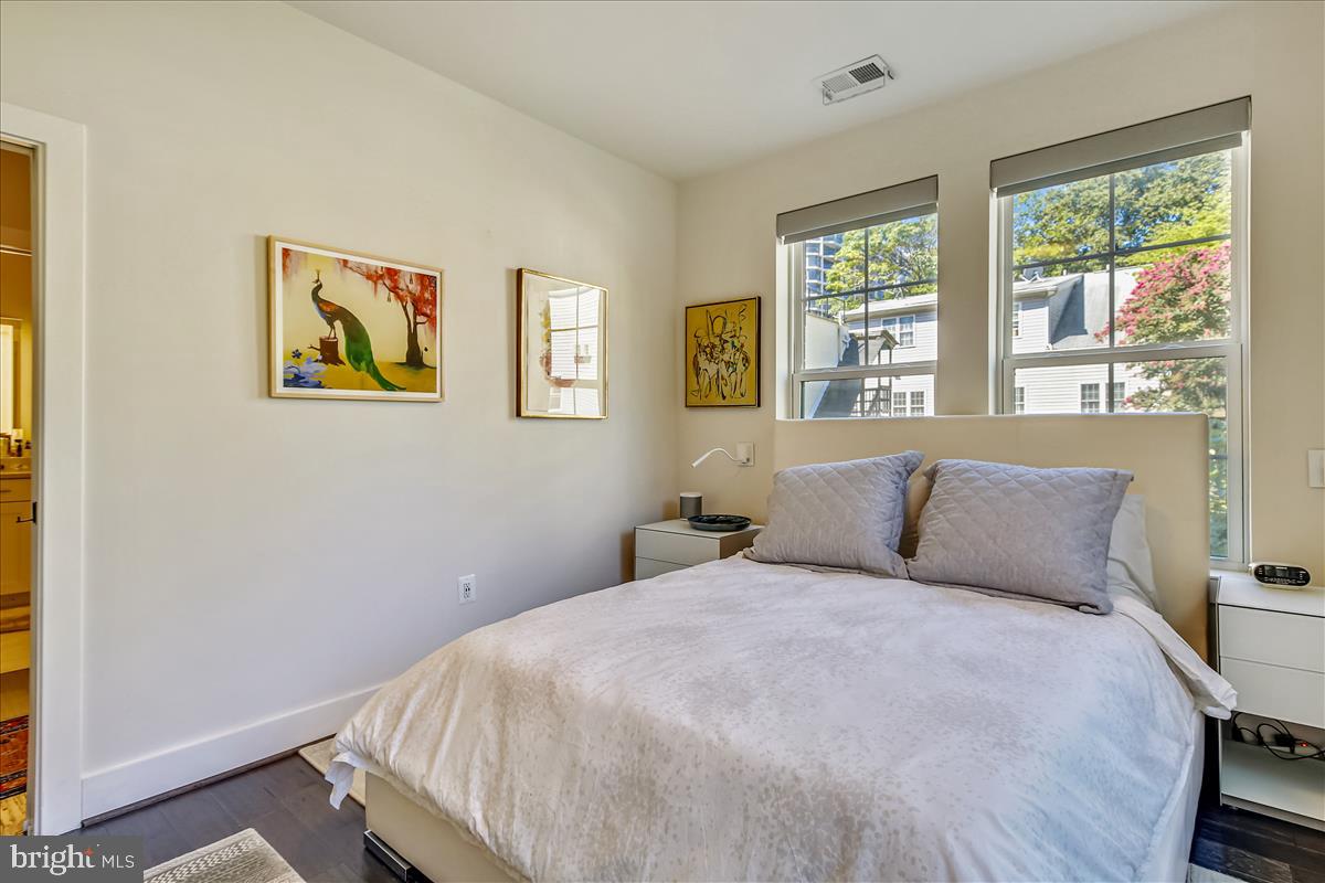 KEY AND NASH - Residential Lease