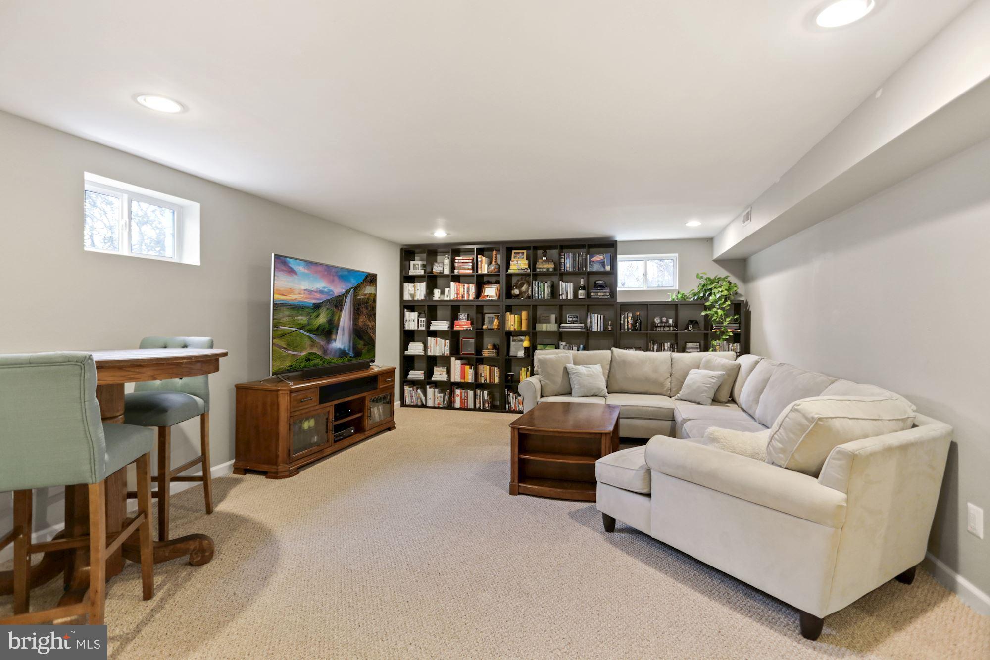 HIGHLAND VIEW - Residential