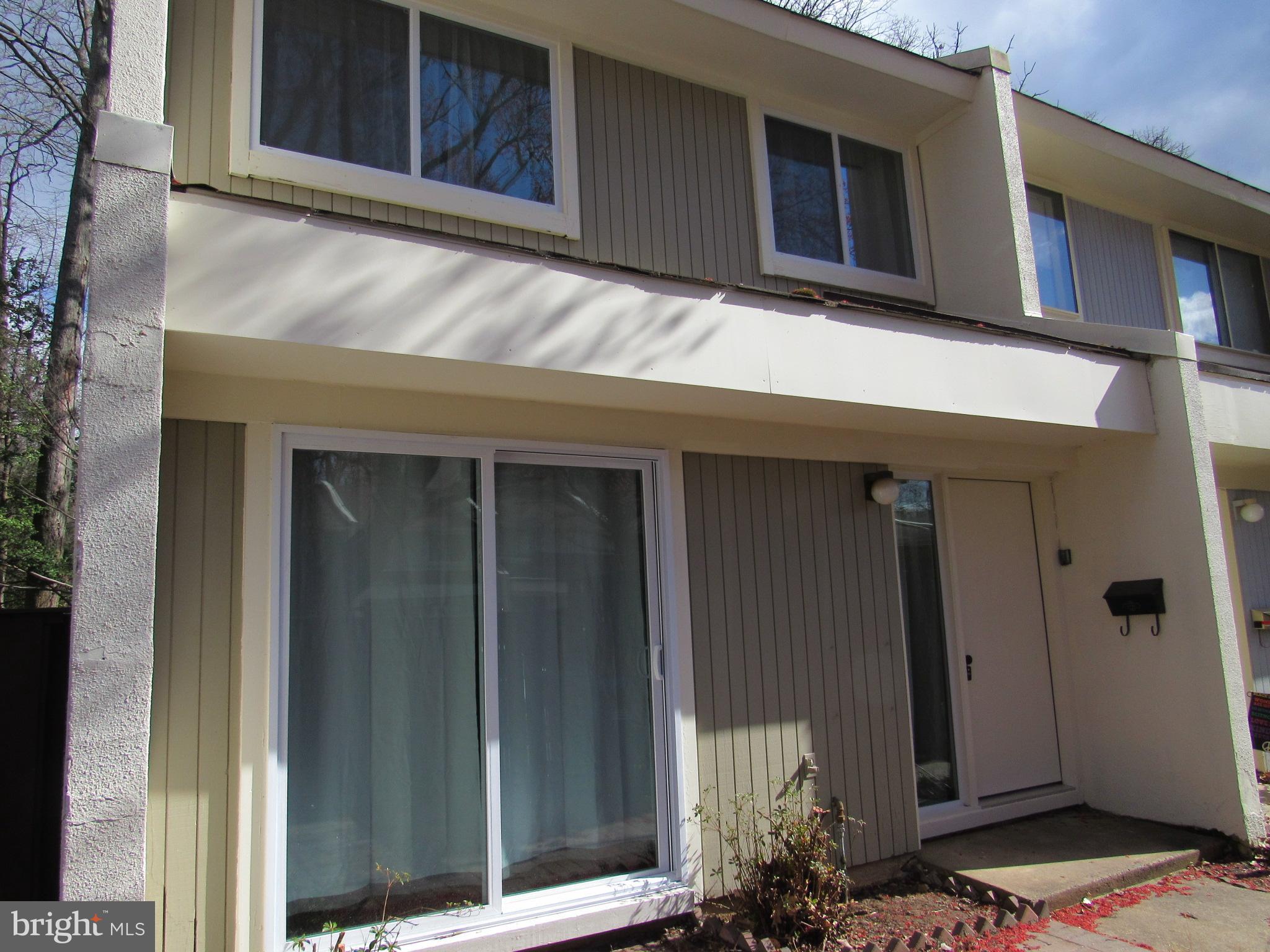 SOUTHGATE SQUARE CLUSTER - Residential Lease