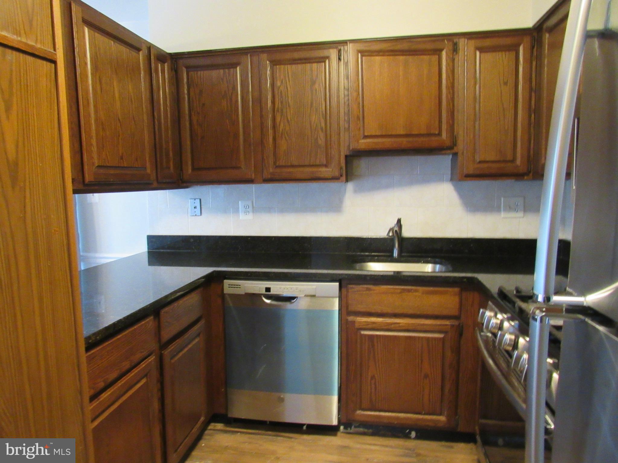 SOUTHGATE SQUARE CLUSTER - Residential Lease