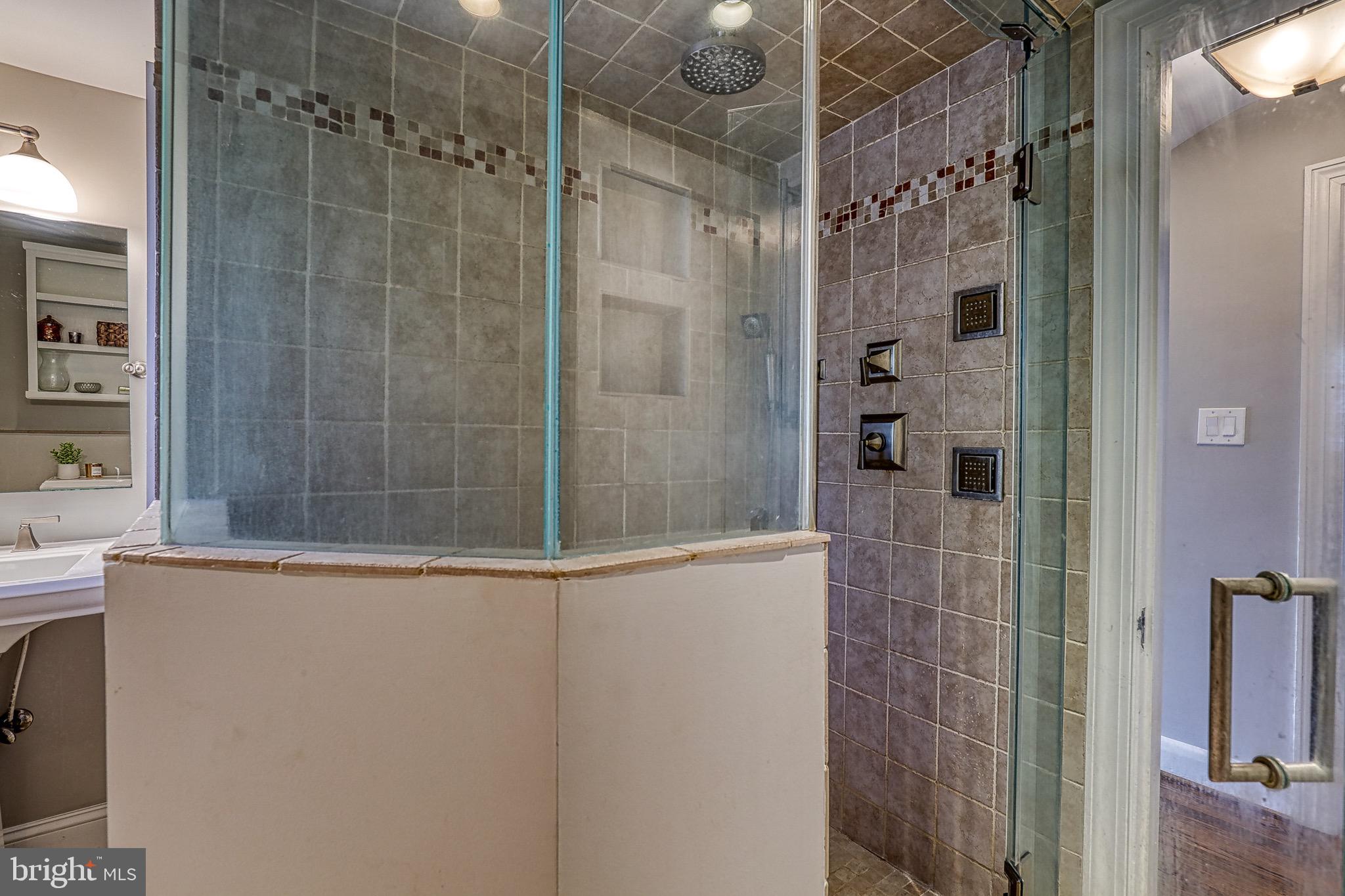 ANNESLIE - Residential