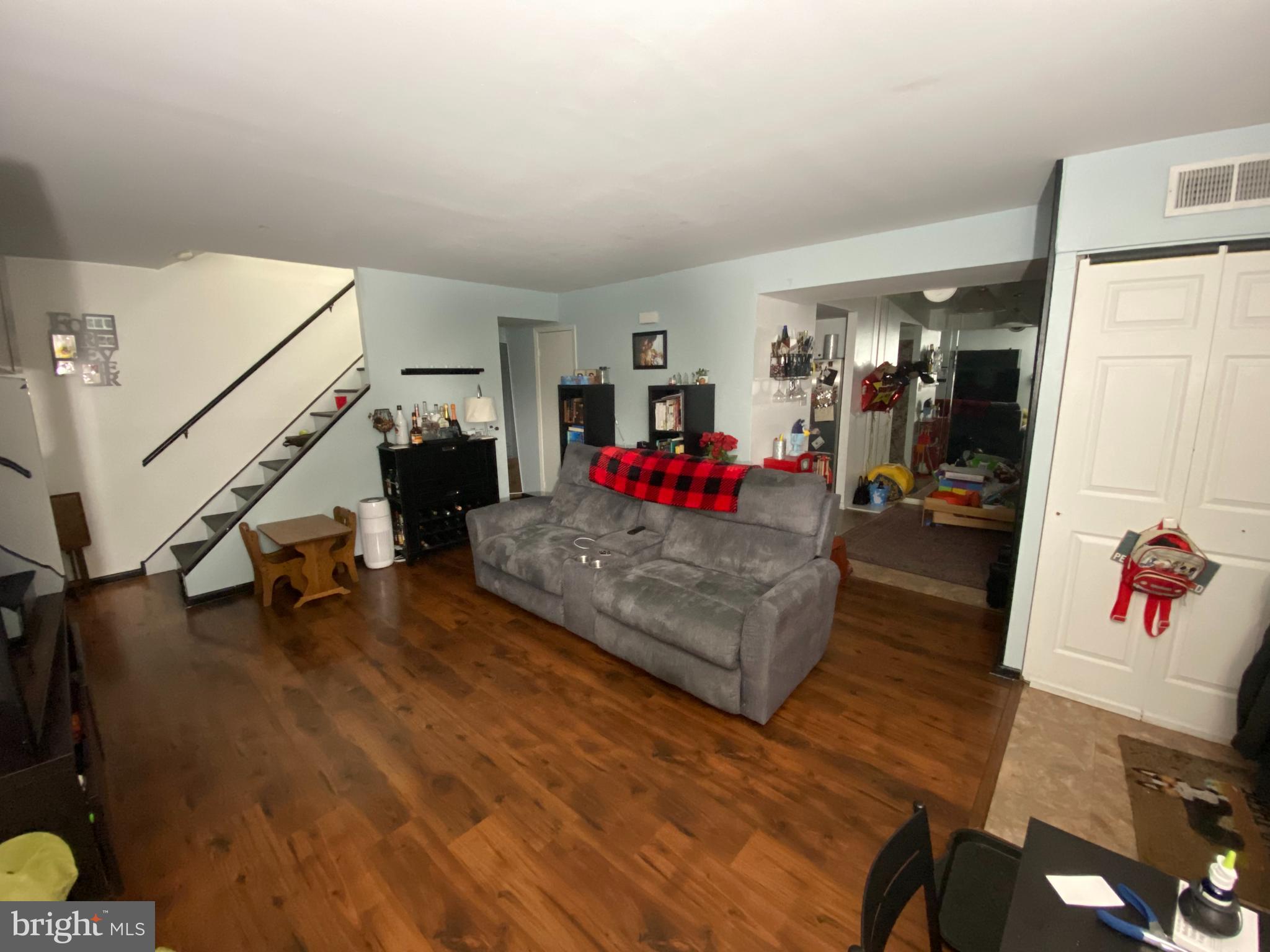 3850 WOODHAVEN ROAD 1012